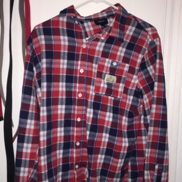 Chemises - Picture 1 of 1